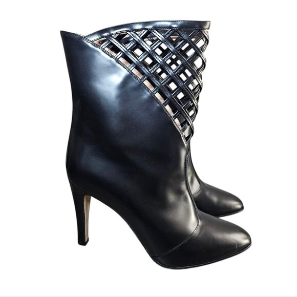 Gucci Women's Black Plume Calfskin Leather Lattice Cutout Boots Size EU 39.5 - Picture 4 of 11